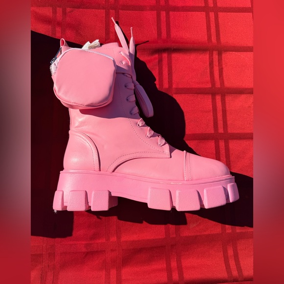 Pink combat Boots - Picture 1 of 7